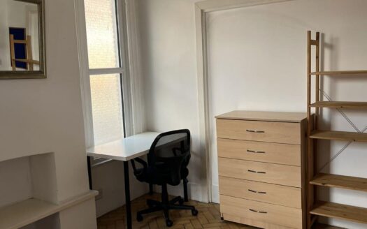 45 Premier Road NG7 6NW, Nottingham